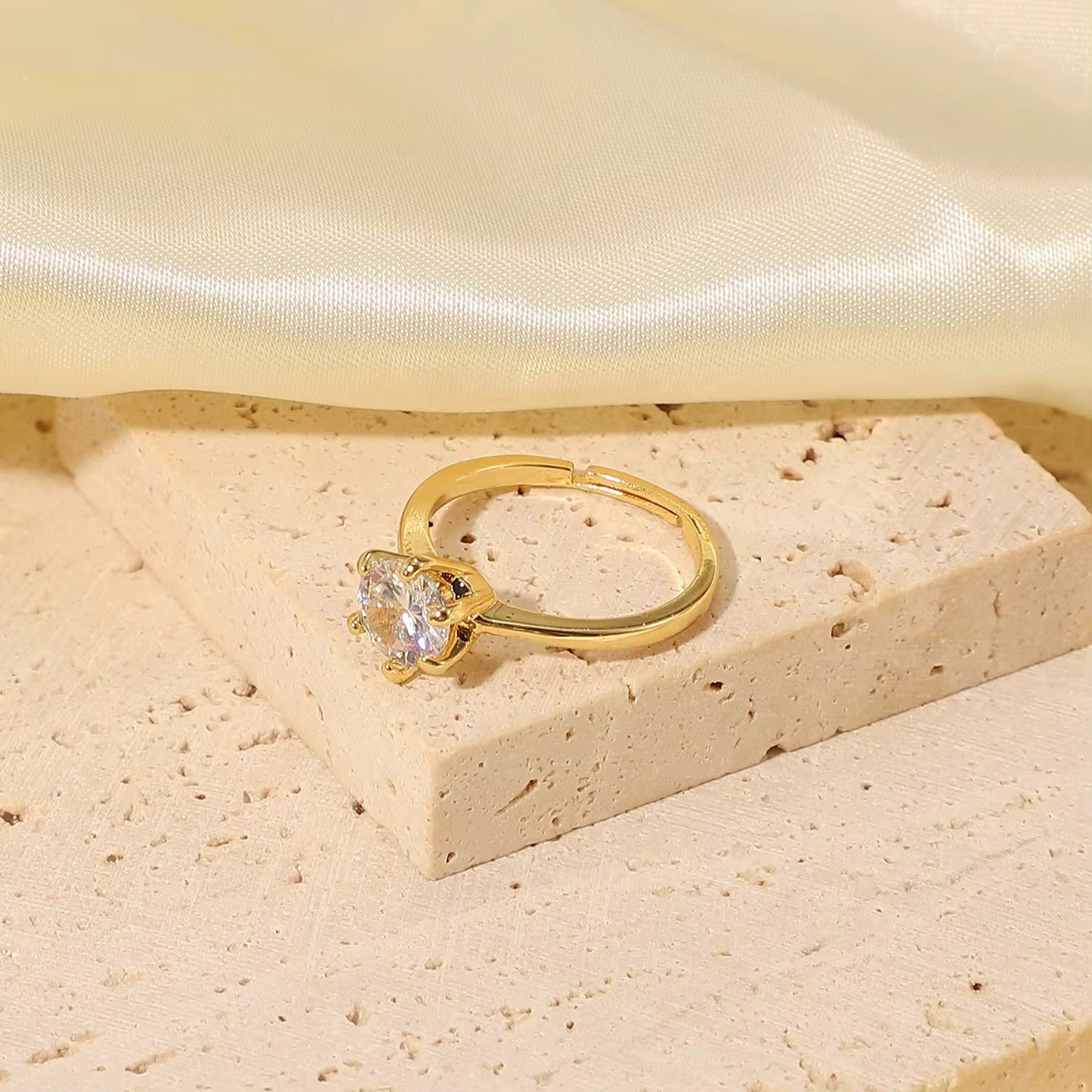 Halo Ring