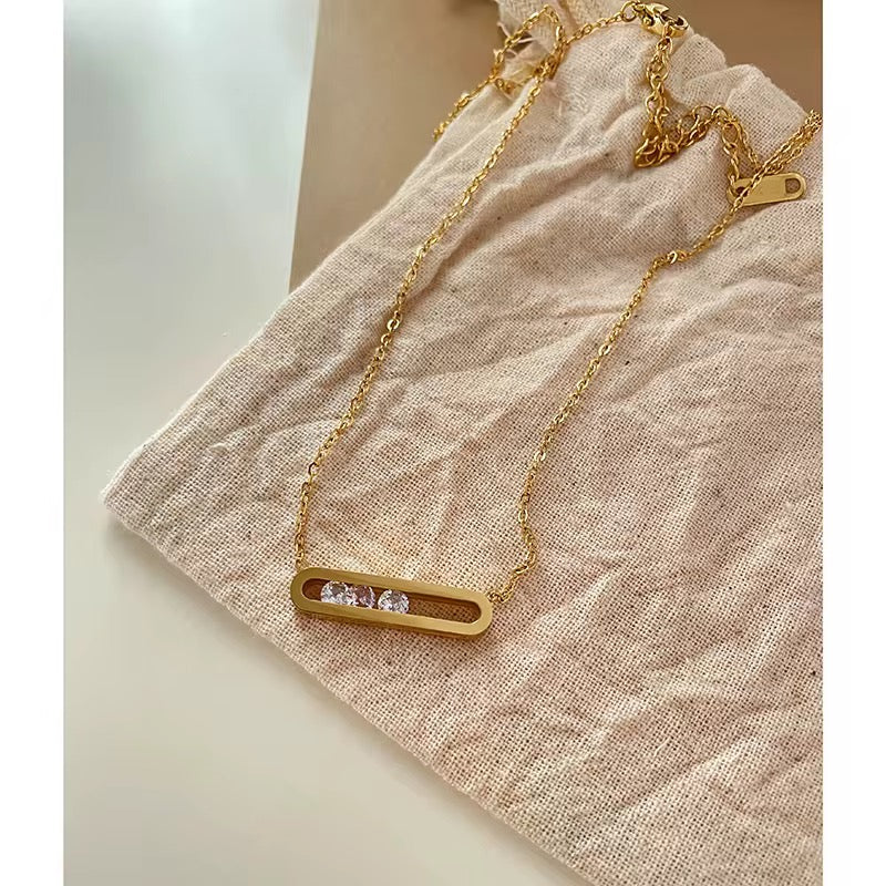 The Bar Necklace