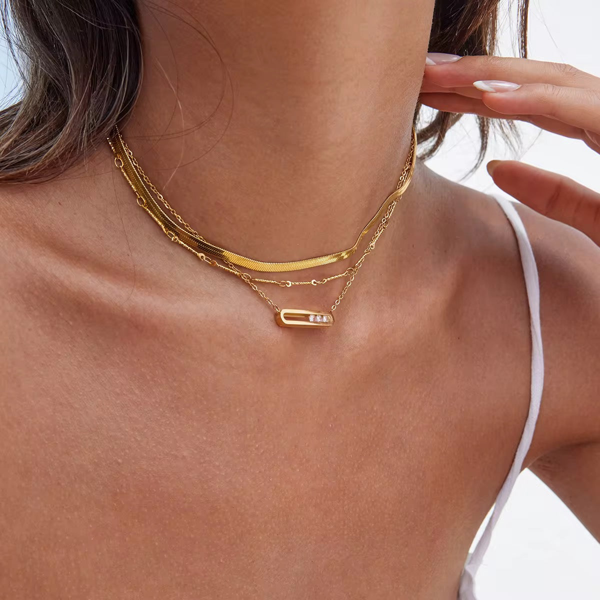 The Bar Necklace