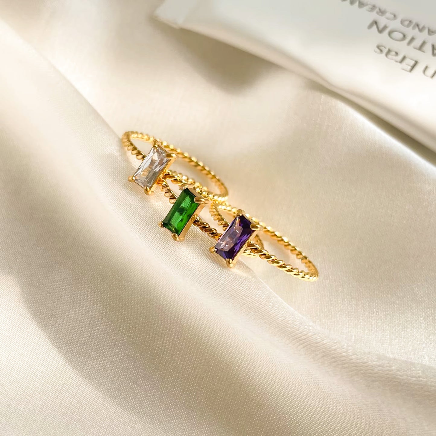 Ava Dainty Ring - Green