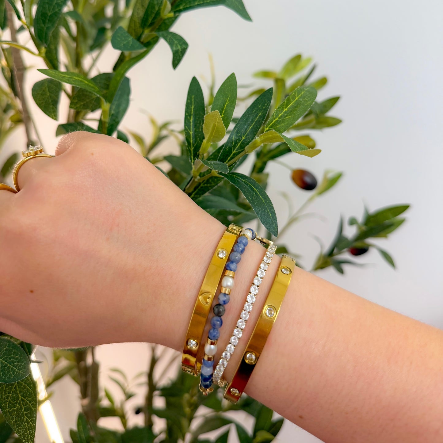 Nova Essential Everyday Bangle