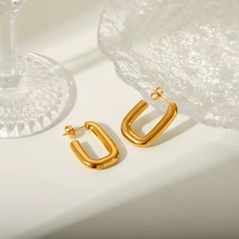 Bridget Hoops