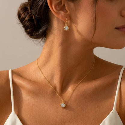 It Girl Necklace