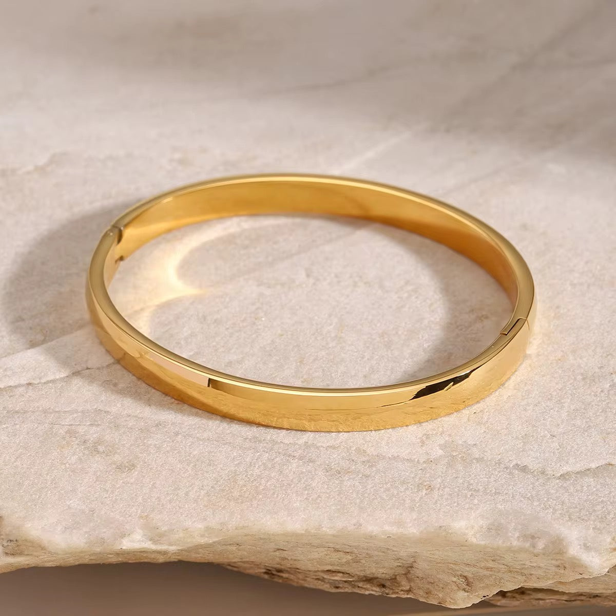 Classic Bangle - Gold