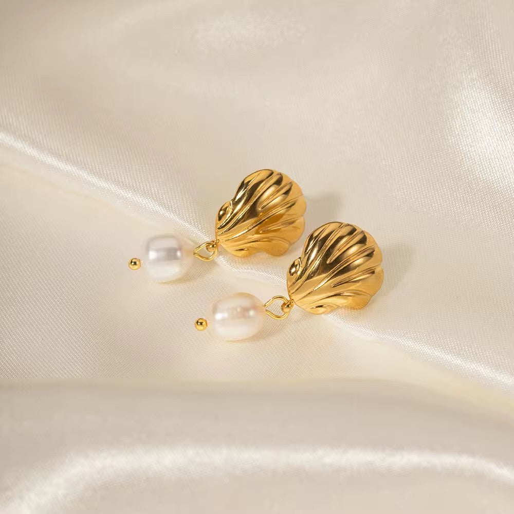 Seashell Pearl Drops