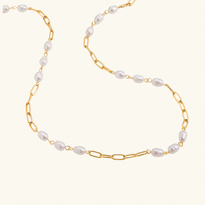 Stella Pearl Necklace