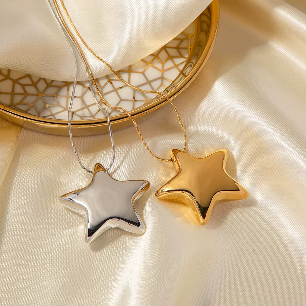Starlet Necklace