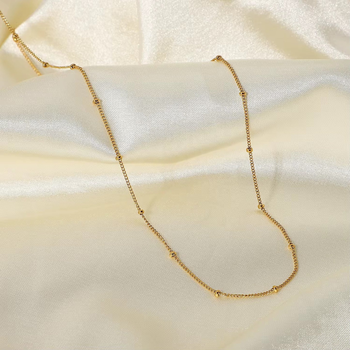 Paris Dainty Necklace
