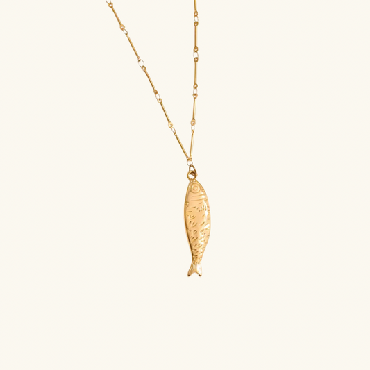 Golden Catch Necklace
