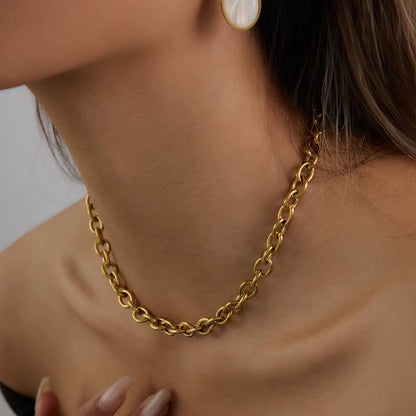Bri Necklace