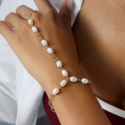 Isla Hand Chain