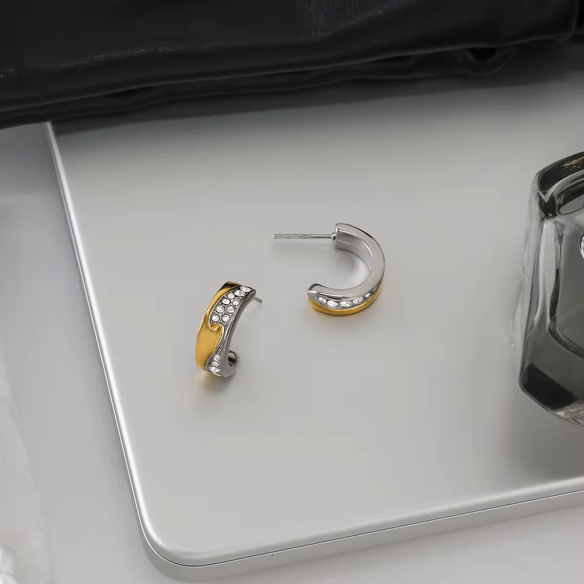The Wave Hoops
