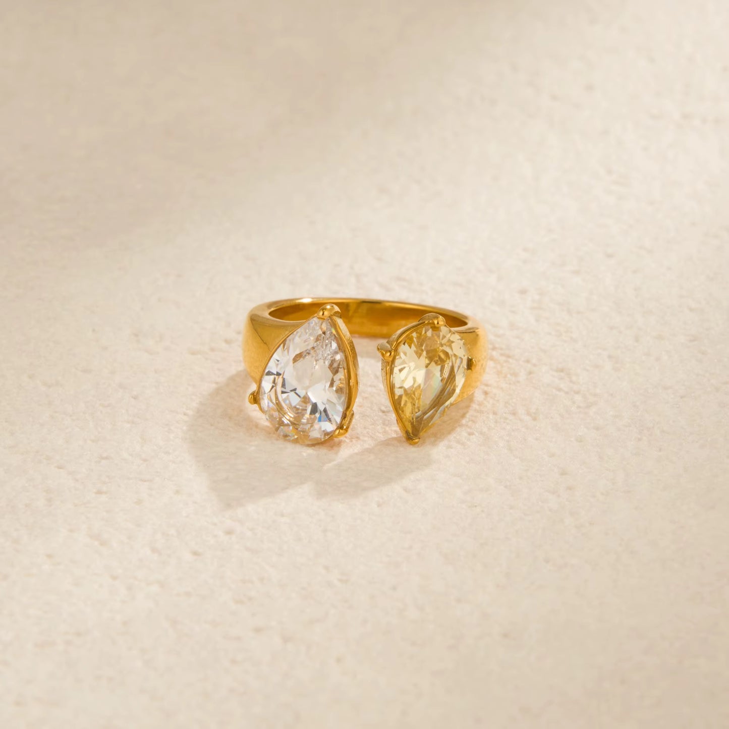 Bianca Ring