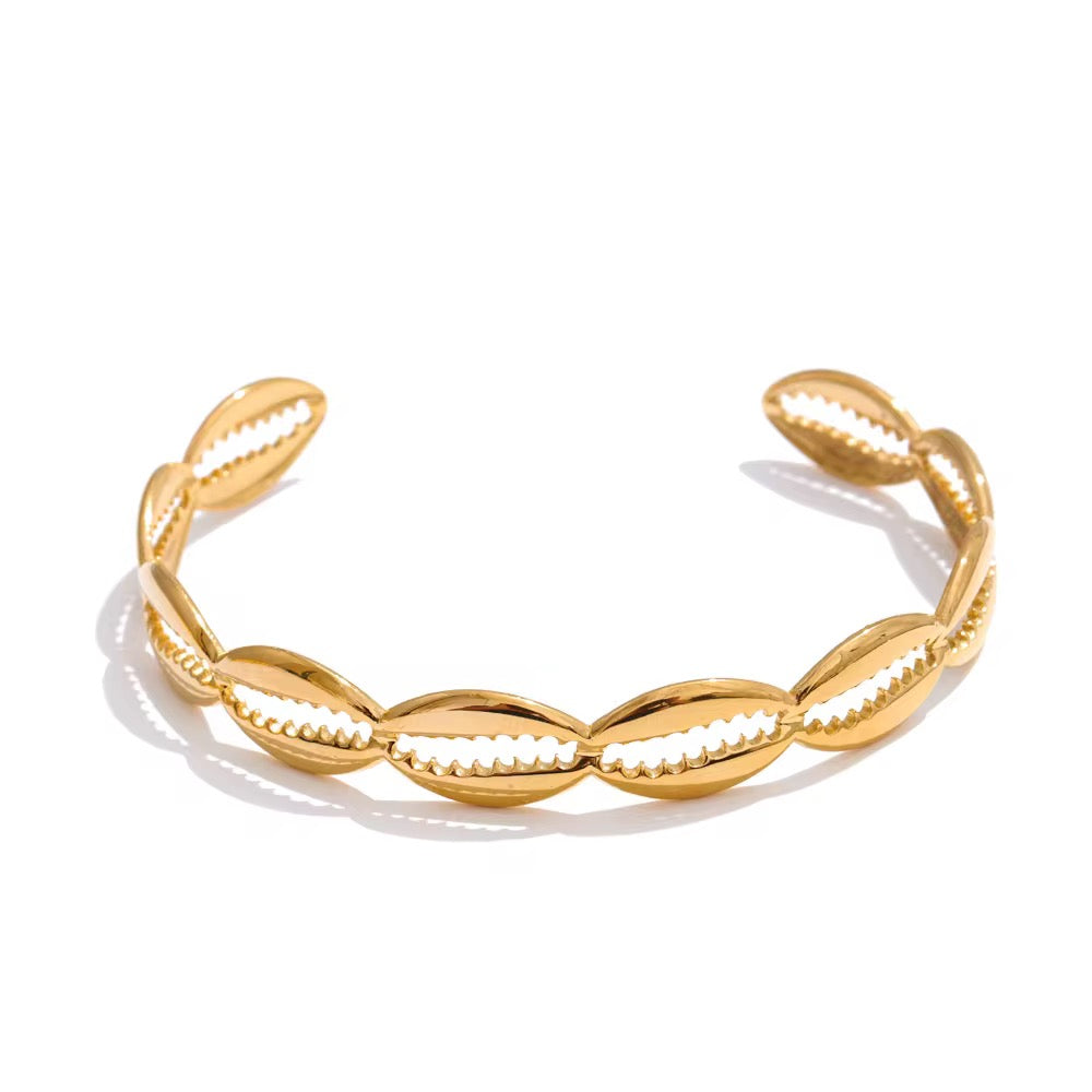 Island Girl Cuff