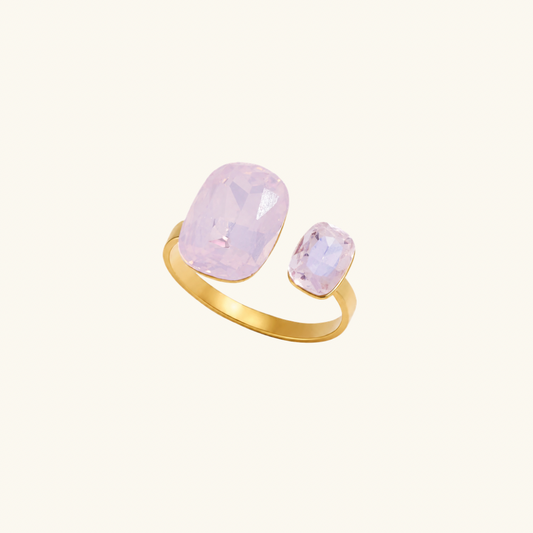 Amora Ring