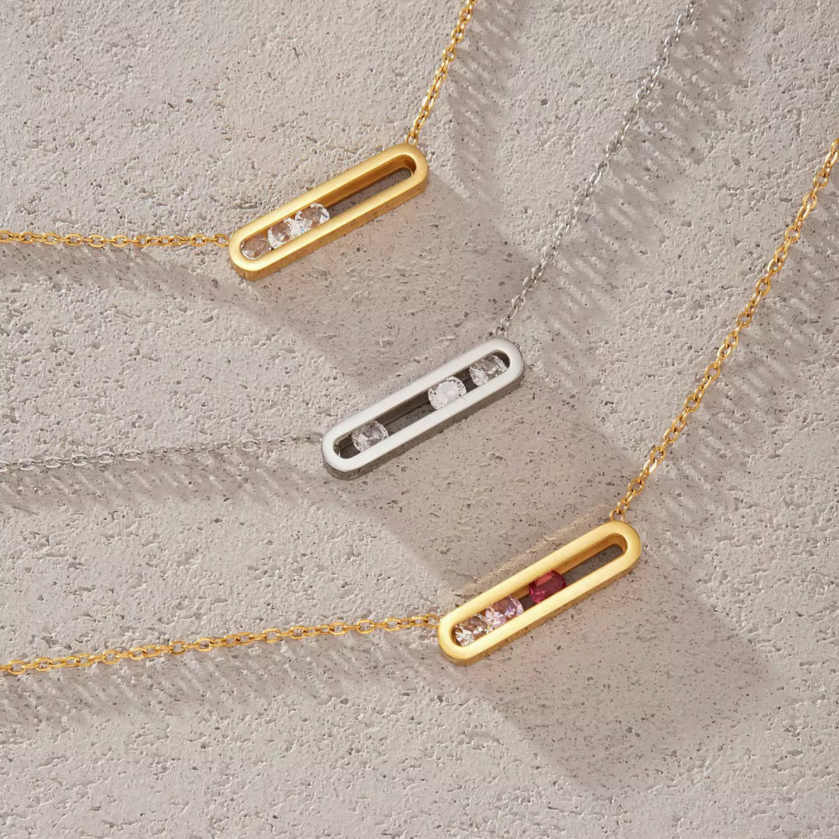 The Bar Necklace