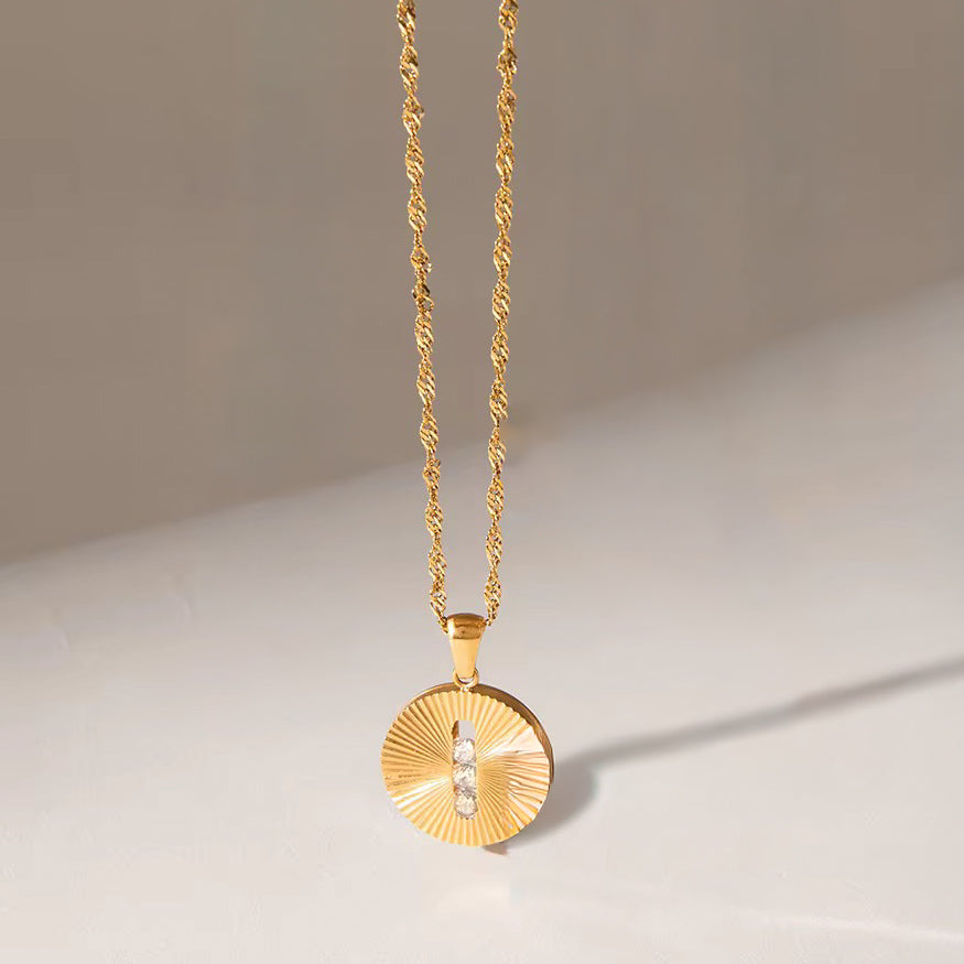 Vera Luxe Necklace